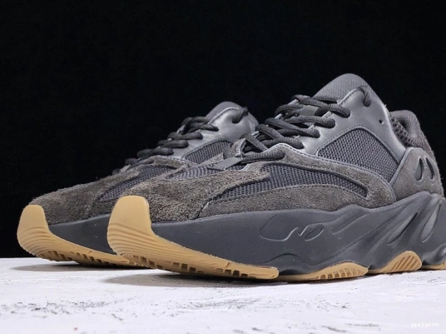 Adidas Black Boost 700 FV5304 Yeezy Utility 0831
